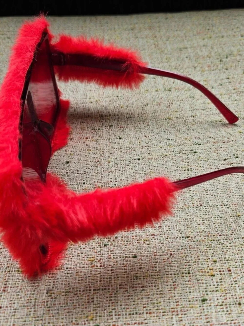 Women Sunglasses Red Big Face Square Plush Eyewear Stylish Unique Sunglasses